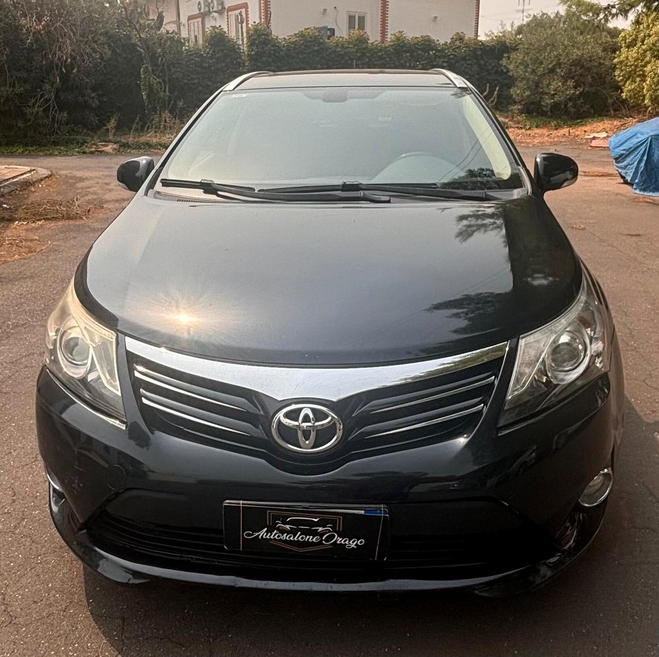 Toyota Avensis 2.2 D-Cat aut. Wagon Style Safety