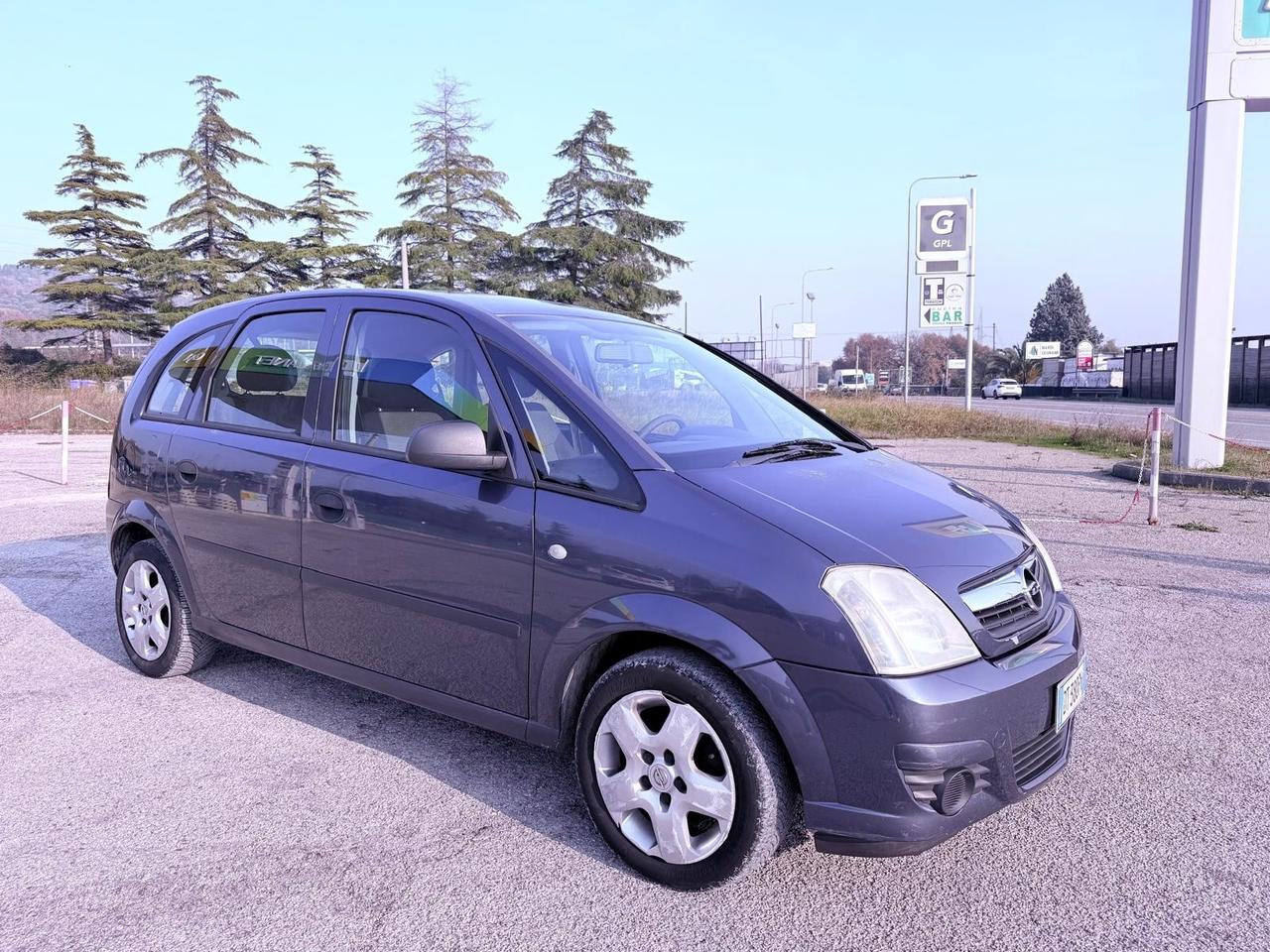 Opel Meriva 1.3 CDTI Ok neopatentati