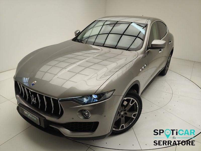 Maserati Levante 3.0 V6 275cv auto