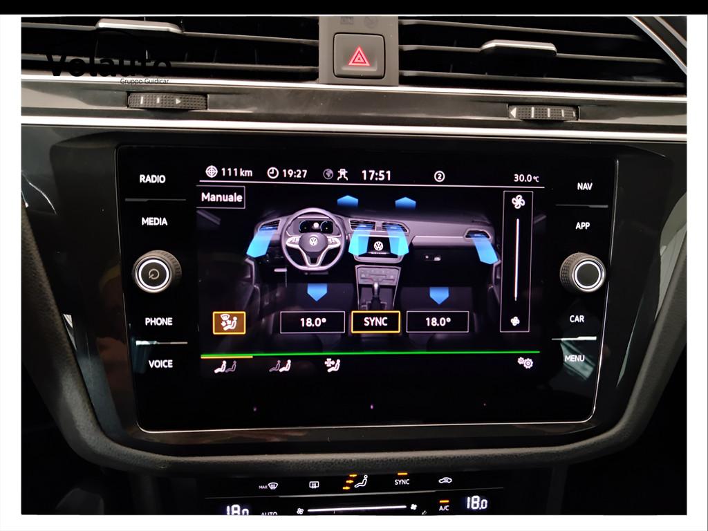 VOLKSWAGEN Tiguan II 2021 - Tiguan 2.0 tdi R-Line 150cv dsg