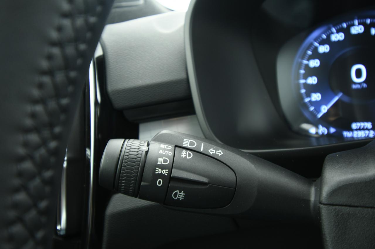 VOLVO XC40 1.5 t4 recharge phev Core auto NEOPATENTATI+APP CONNECT