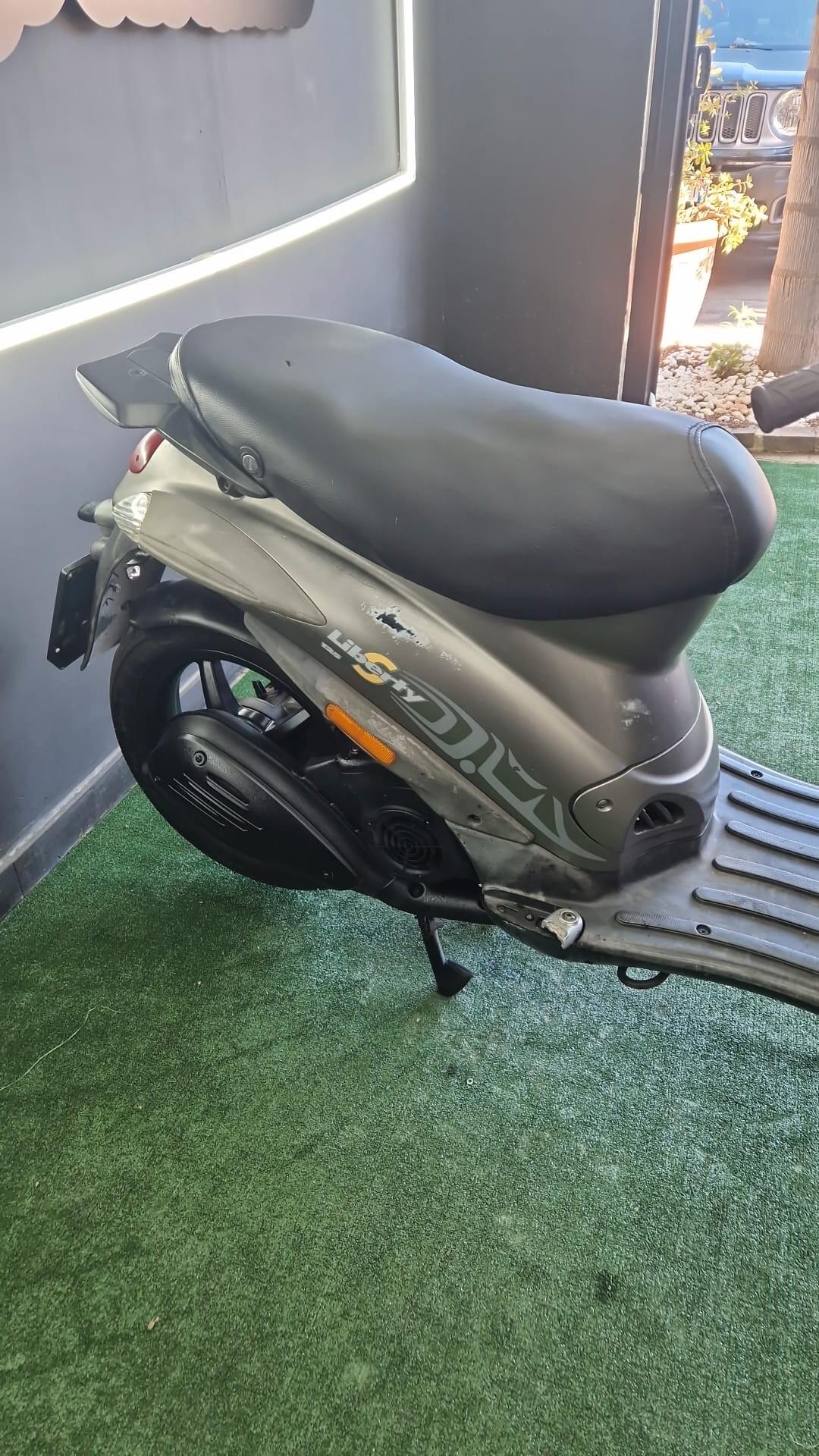 Piaggio Liberty 125 Base