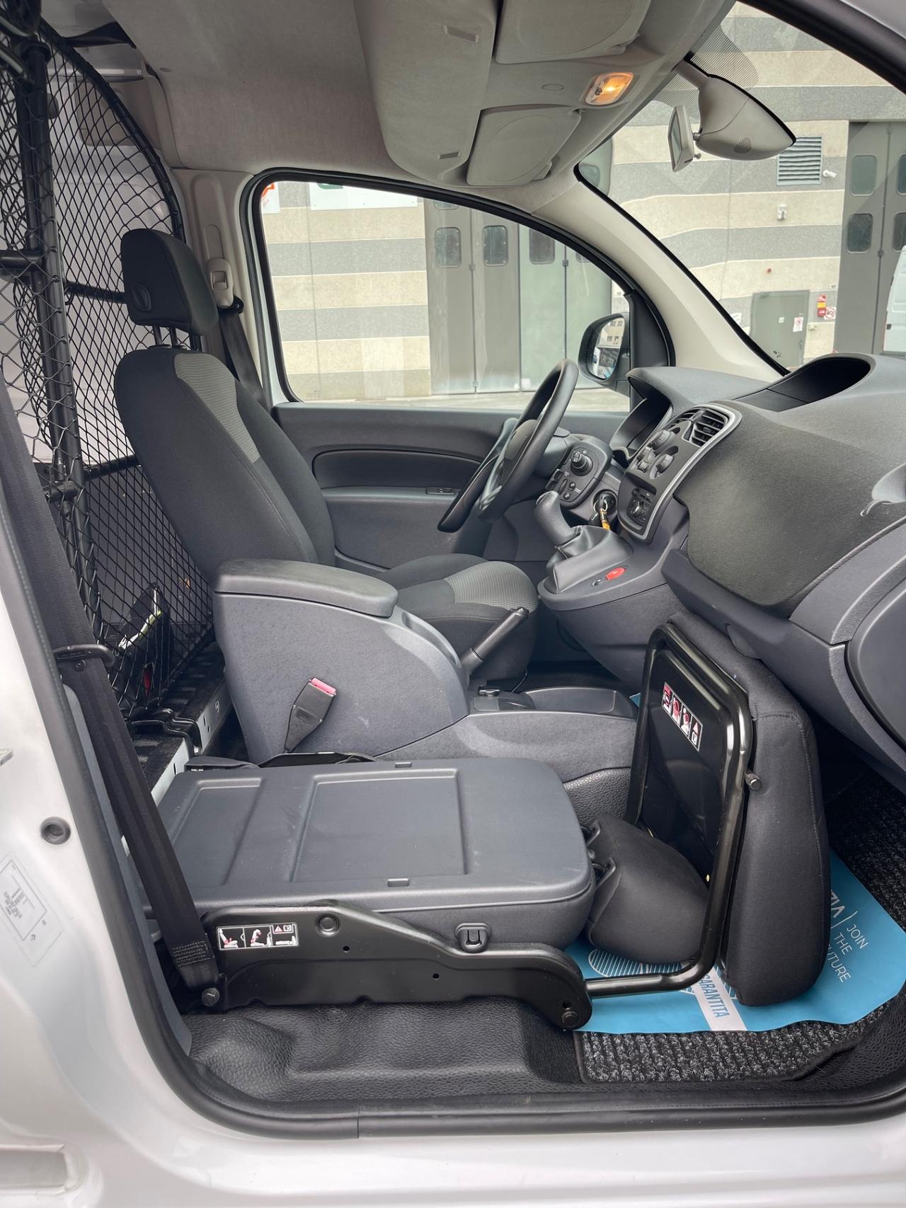 Renault Kangoo 1.5 dCi 90CV - NEOPATENTATI