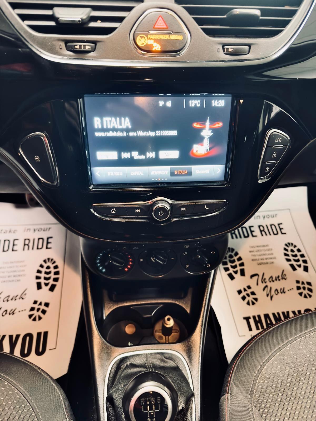 Opel Corsa 1.4 90CV GPL Tech 5 porte Black Edition