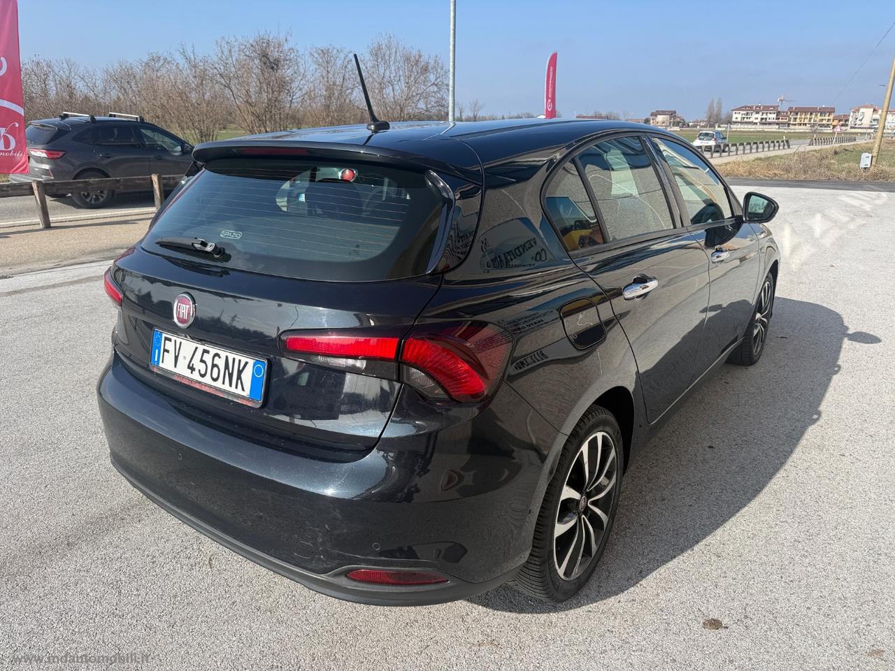 FIAT Tipo 1.4 5p. Lounge GPL RETROCAMERA NAVIGATORE