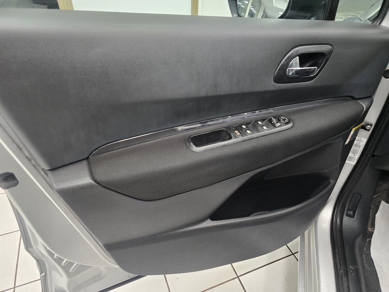 Peugeot 5008 1.6 HDi 112CV Premium 2010