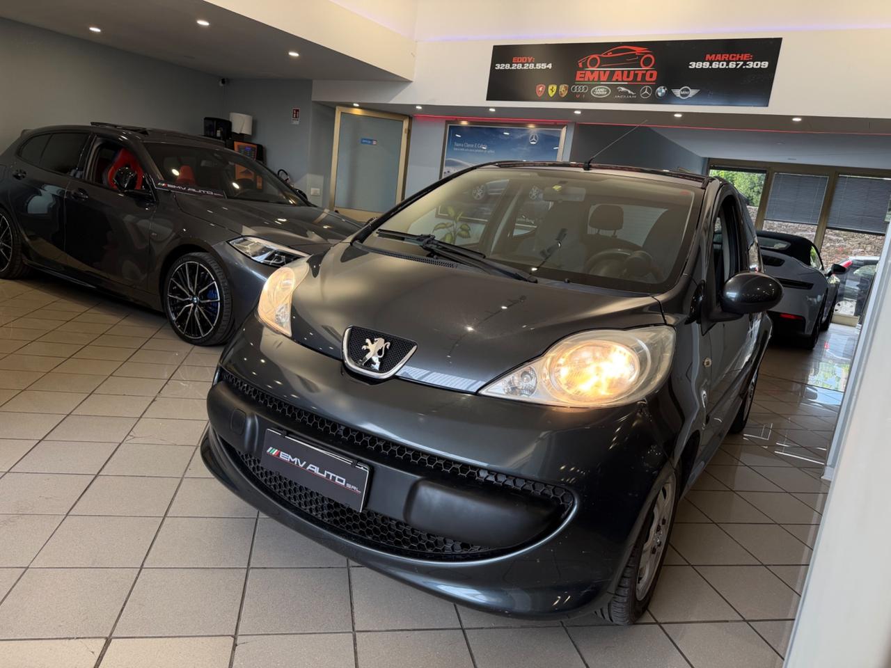 PEUGEOT 107 ('05'-'14') 107 1.0 68CV 5P SWEET YEARS (50 KW) Ok. neopatentati