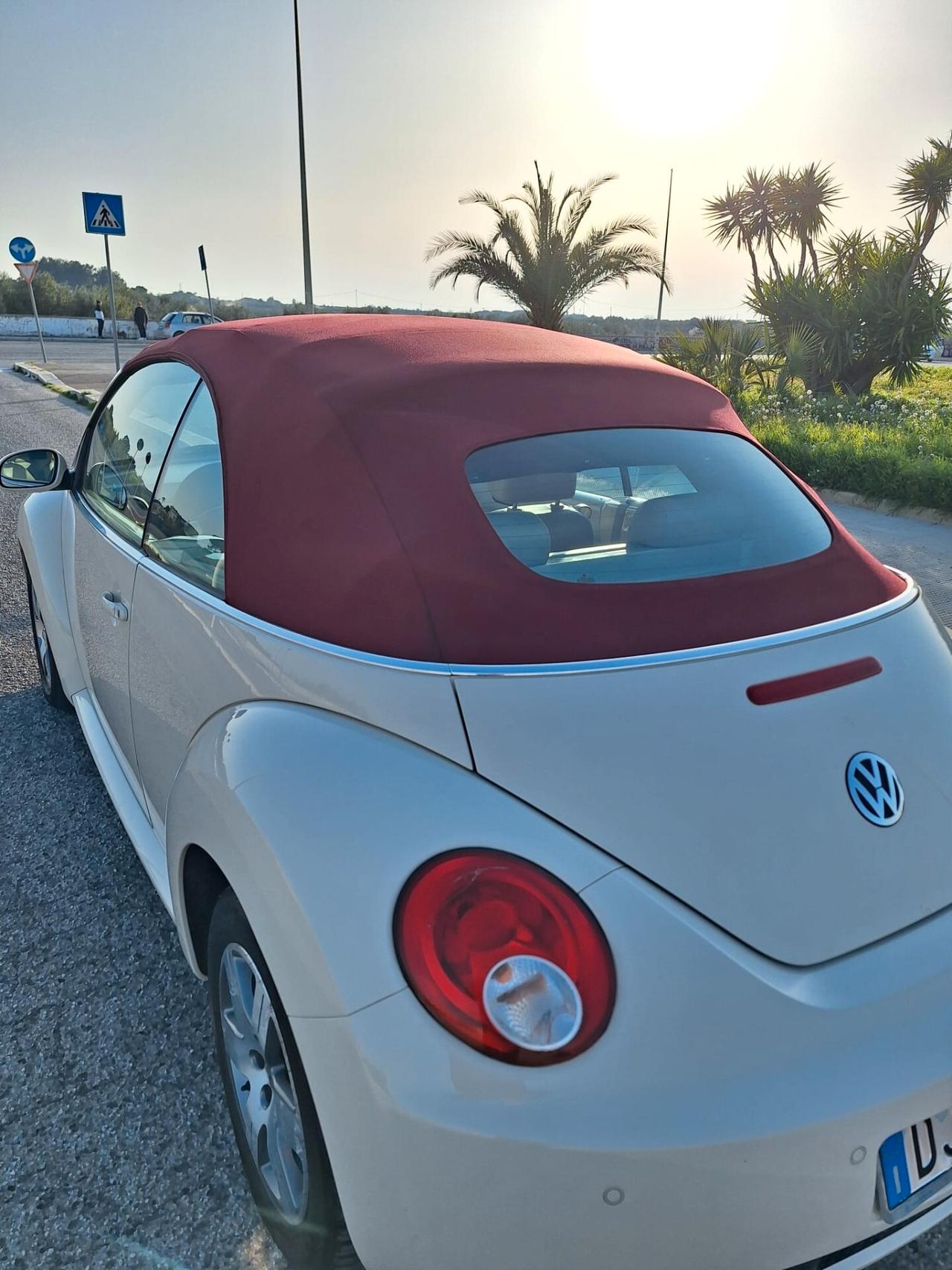 Volkswagen New Beetle 1.9 TDI 105CV Cabrio Lim. Red Edt.