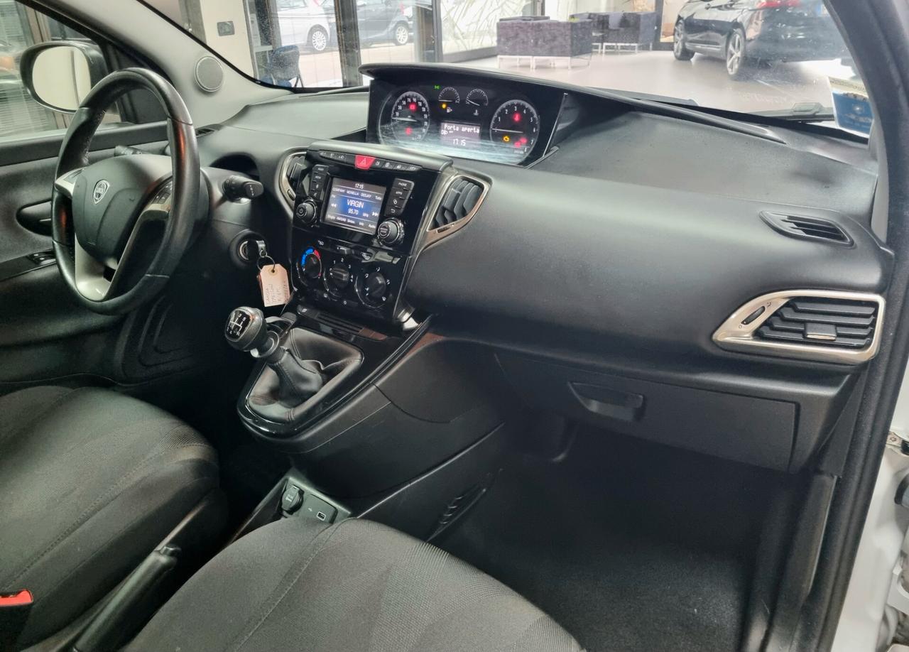 LANCIA YPSILON 1.2 BENZINA/GPL 69 CV GOLD