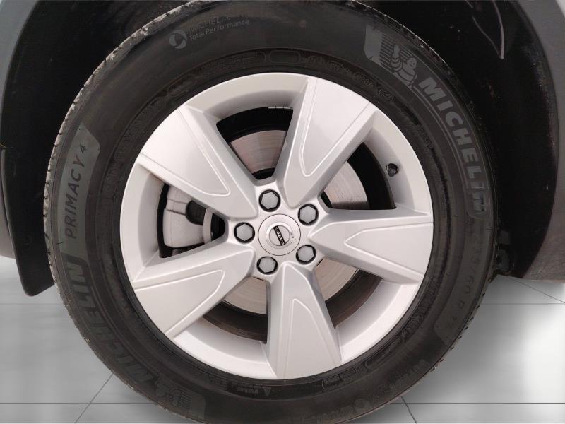 Volvo XC40 2.0 B3 Essential automatico