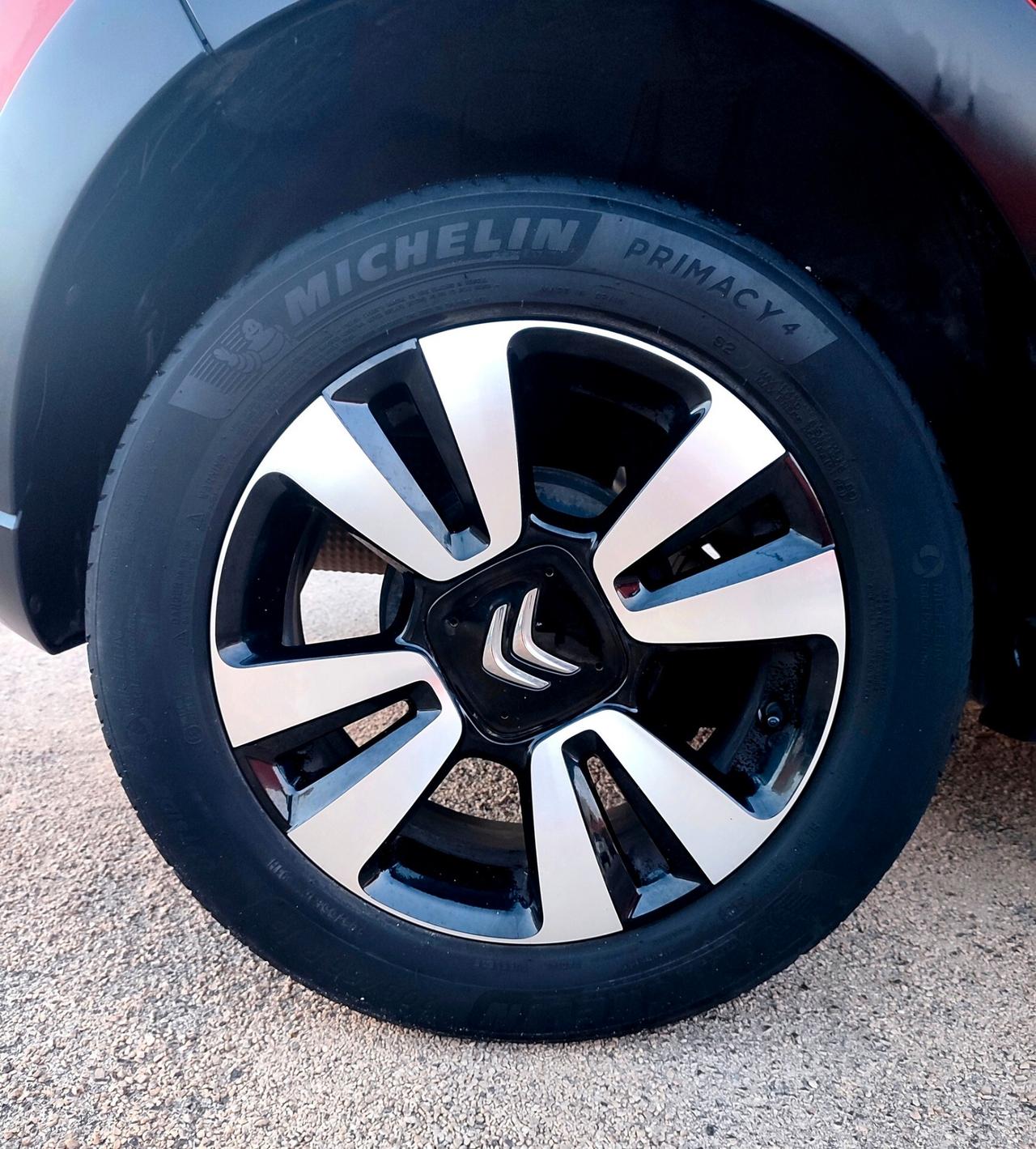 Citroen C3 1.2 BZ 83 S&S Shine con 43.000 Chilometri