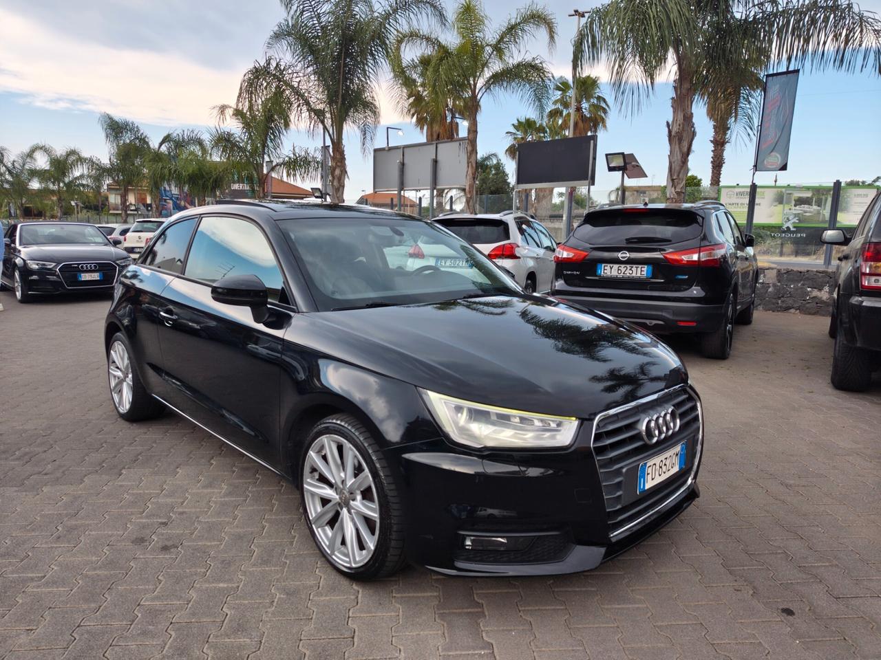 Audi A1 1.6 TDI 116 CV Design full optional