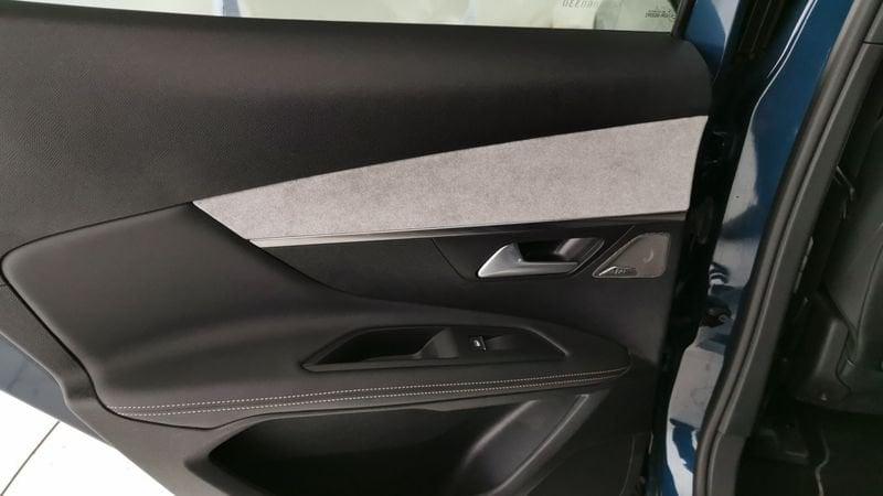 Peugeot 3008 1.6 hybrid phev GT 225cv e-eat8