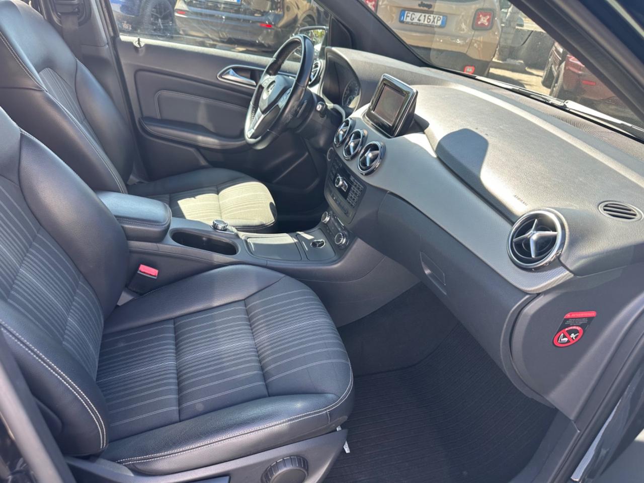 Mercedes-benz B 200 CDI Premium automatica