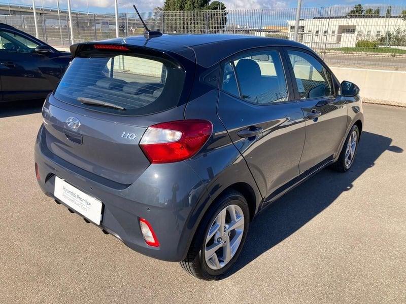Hyundai i10 i10 1.0 MPI Tech + CONN