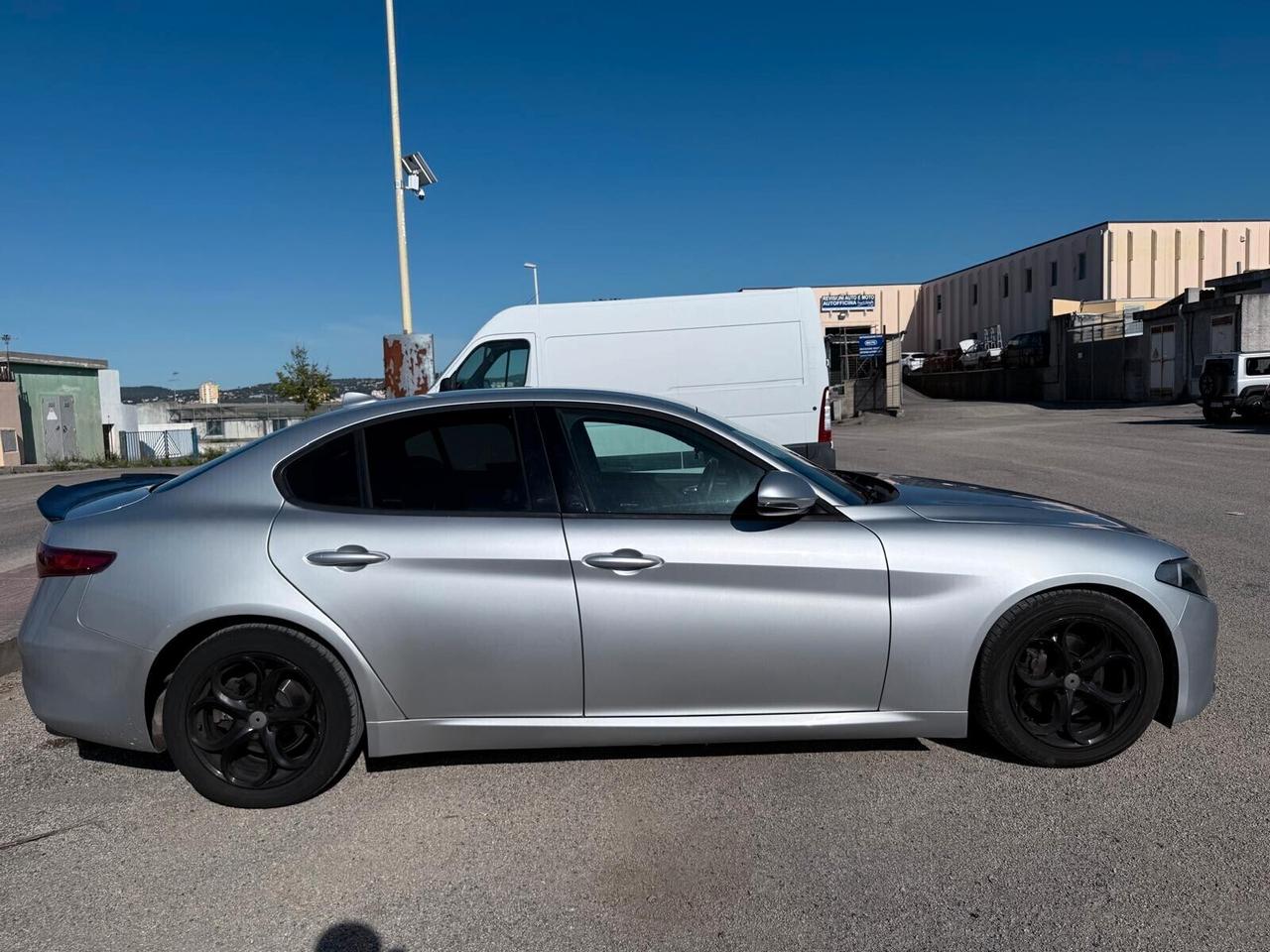Alfa Romeo Giulia 2.2 Turbodiesel 150 CV AT8 Super