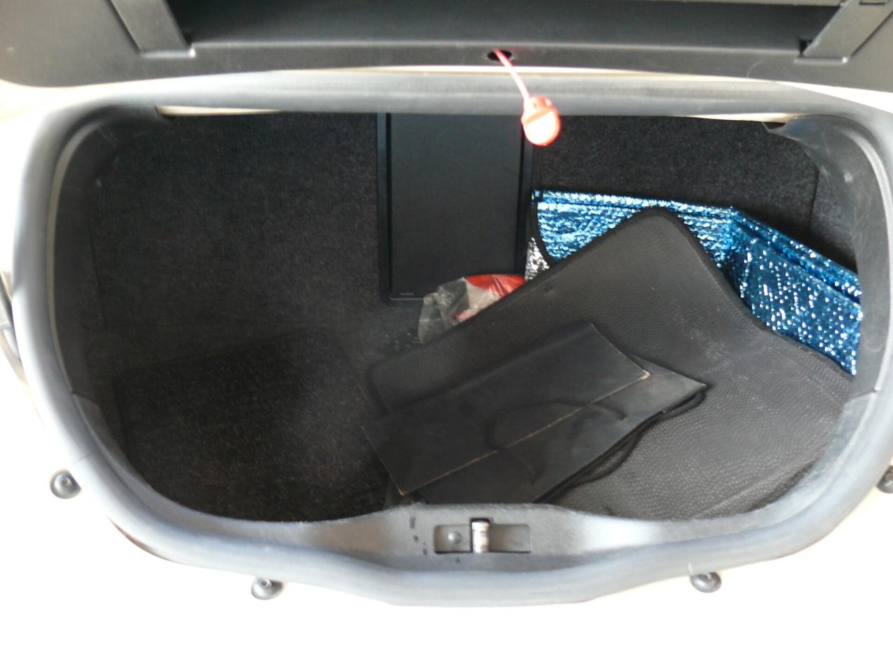 Volkswagen New Beetle 1.6 Cabrio (M1397)