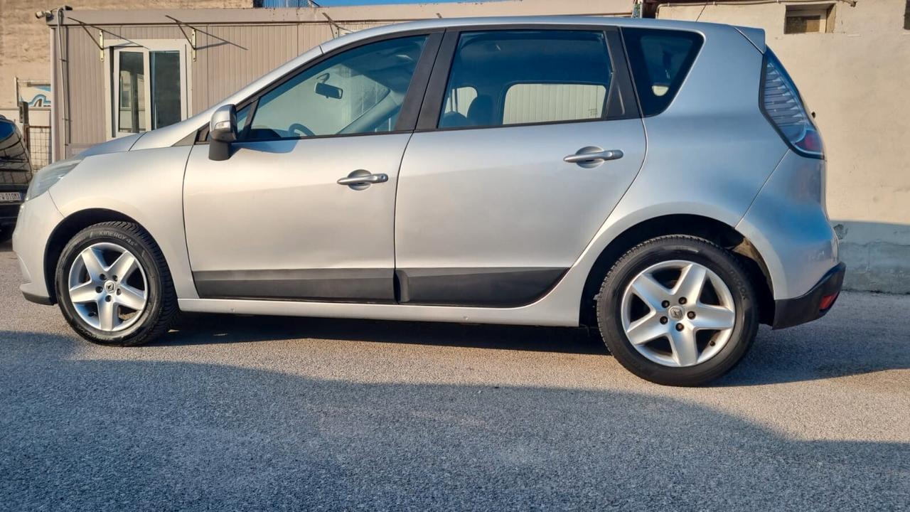 Renault Scenic Scénic XMod 1.5 dCi 110CV Wave 81KW