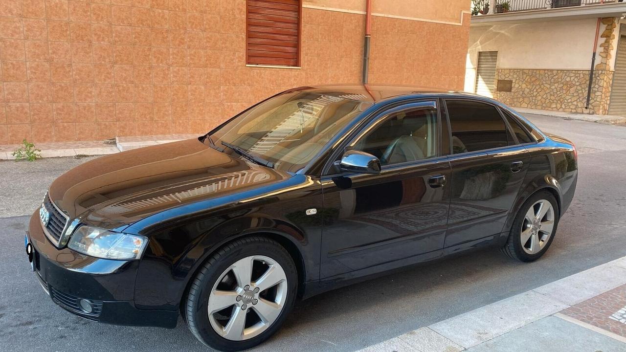 Audi A4 1.9 TDI/130 CV cat