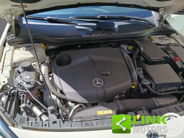 MERCEDES-BENZ GLA 200 d Automatic 4Matic Premium