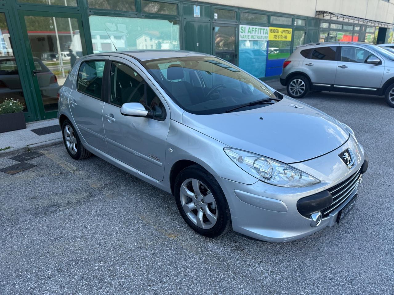 Peugeot 307 1.6 5p.