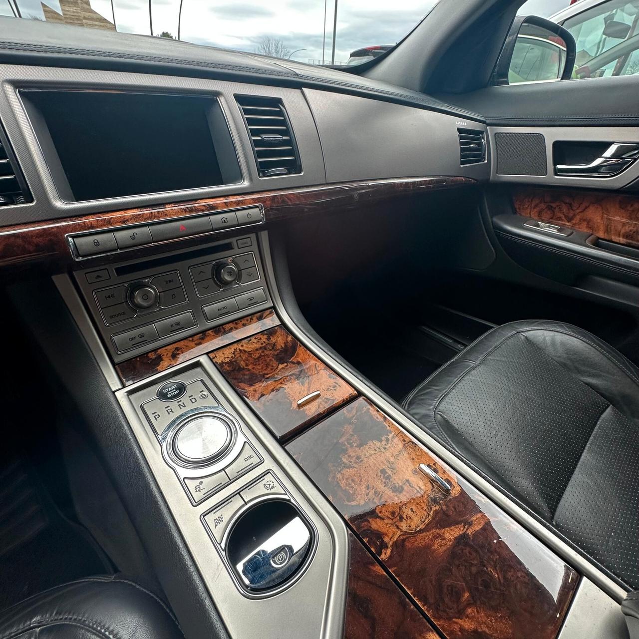 Jaguar XF 3.0 D V6 Premium Luxury