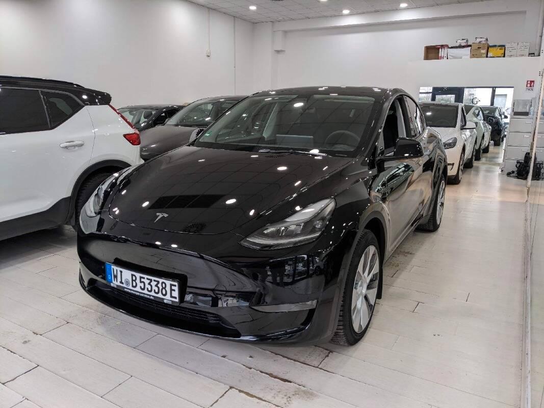 Tesla Model Y 440 cv, AWD, Tetto Panoramico, Autonomia WLTP 533km, 0-100km h 5.0 sec