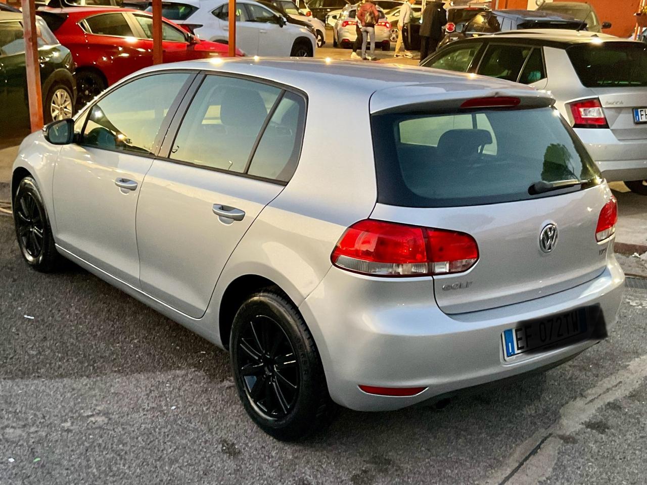 Volkswagen Golf 1.6 TDI DPF 5p. Highline