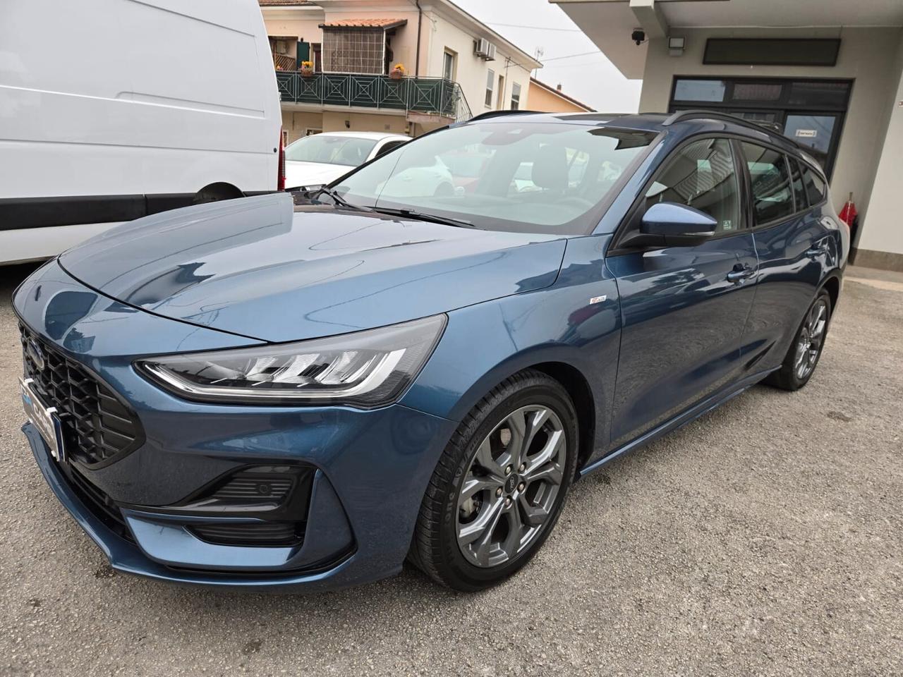 FORD FOCUS SW 1.0 ST-LINE EDITION 125 cv HYBRID IVA DETRAIBILE -PROMO MARZO GA FIN&SAFE-