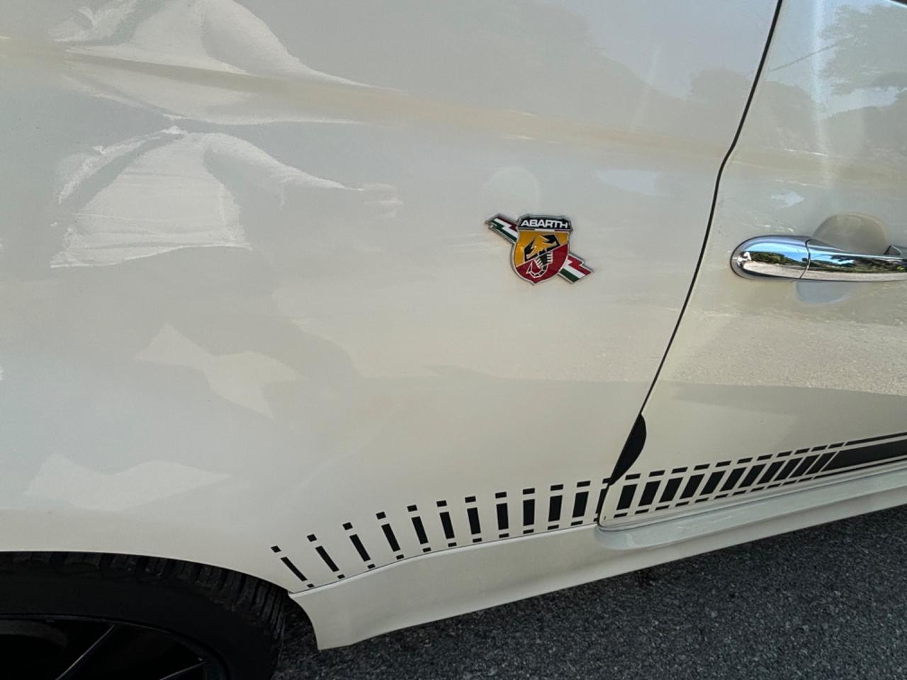 Abarth 500 C 1.4 Turbo T-Jet MTA