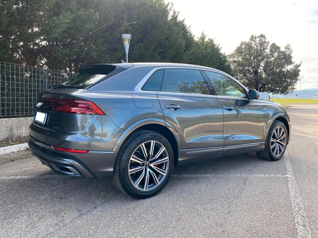 Audi Q8 50 TDI 286 CV quattro tiptronic Sport