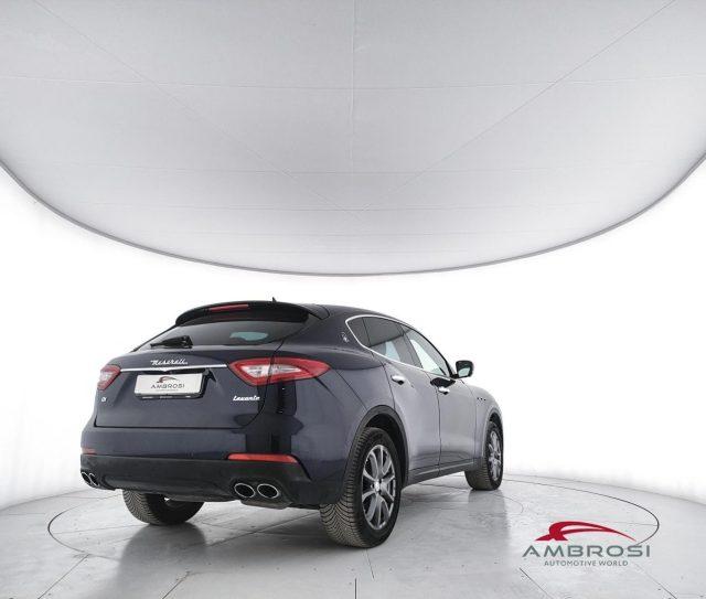 MASERATI Levante Levante V6 AWD Granlusso