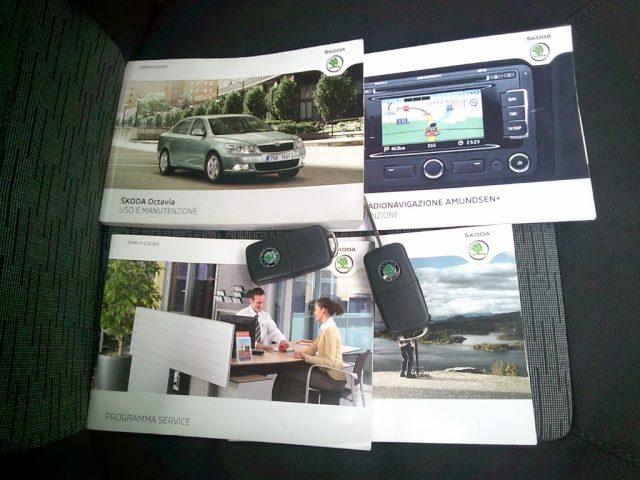 SKODA Octavia 1.6 TDI CR F.AP. Wagon Ambition