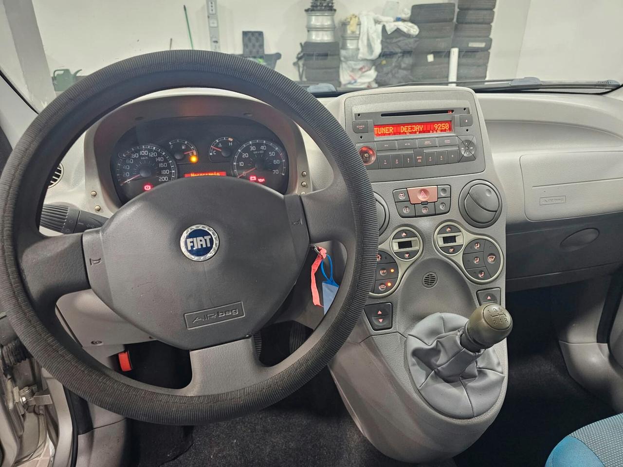 NUOVA FIAT PANDA EMOTION 1.2 BENZ 60CV - AUTO COME NUOVA