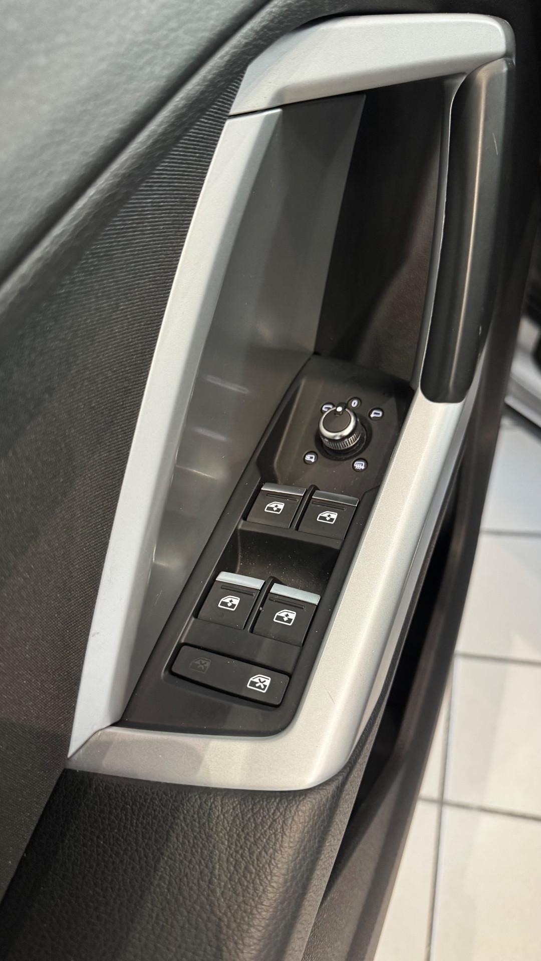Audi Q3 35 TDI S tronic Business Advanced