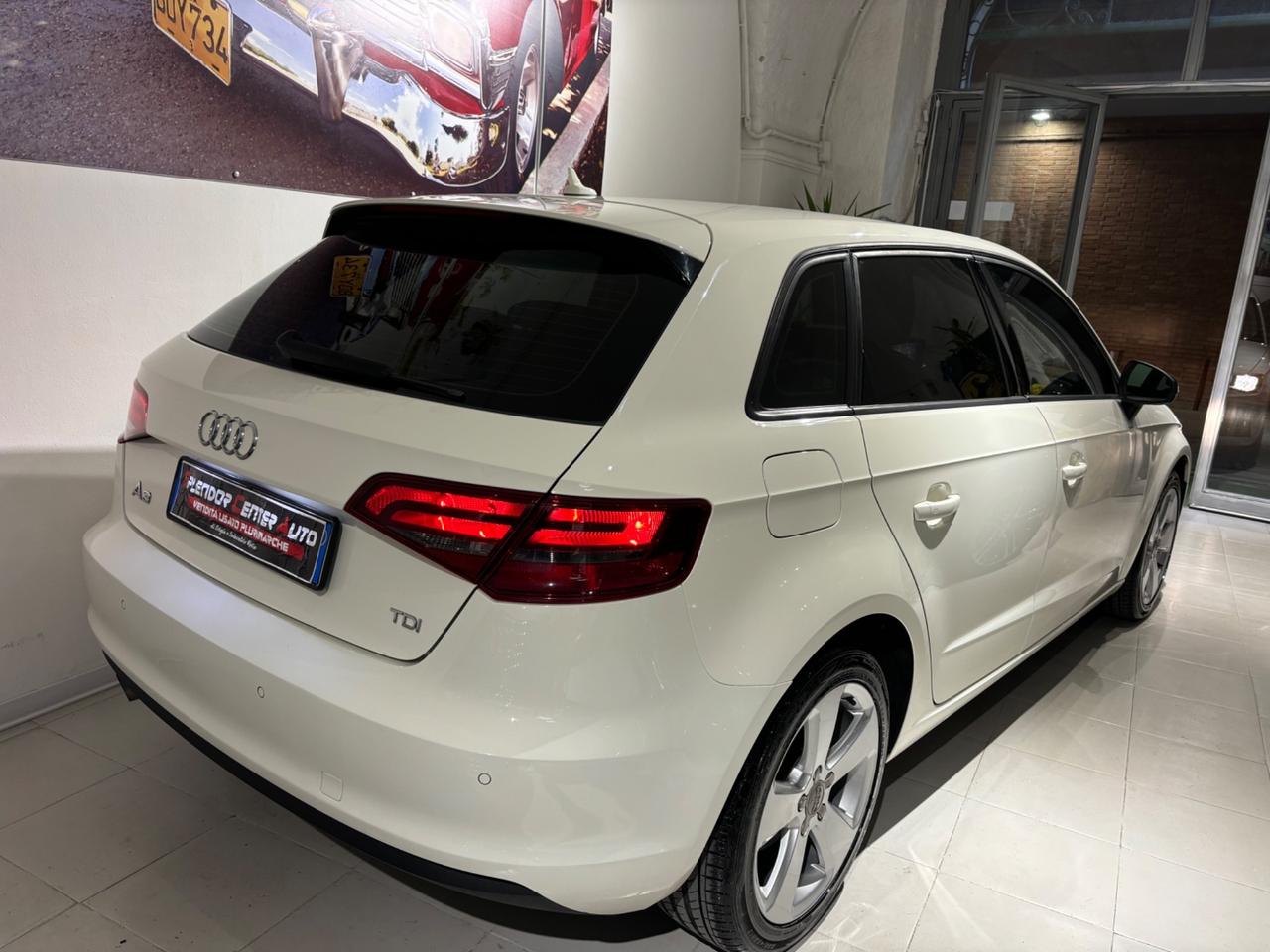 Audi A3 Sportback 1.6 tdi 105cv