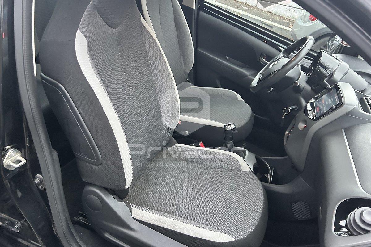 TOYOTA Aygo Connect 1.0 VVT-i 72 CV 5 porte x-fun