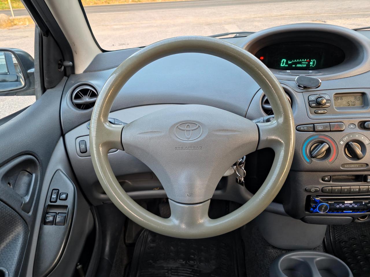 Toyota Yaris 1.0i 16V cat 5 porte Sol CV-65 GPL E3 Manuale NEO 2004