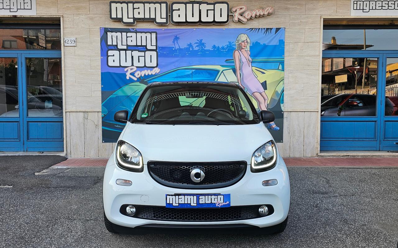 Smart forfour 70 1.0 twinamic Passion PACK SPORT + URBAN NAV TAGL UFF