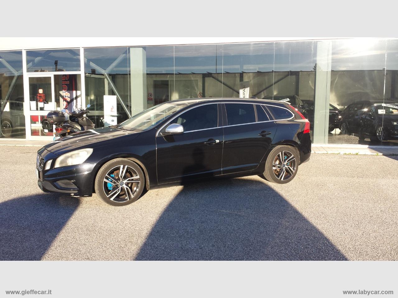 VOLVO V60 D3 Geartronic R-design