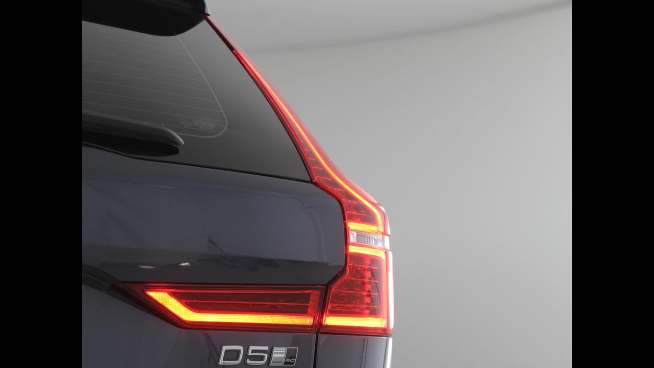 VOLVO XC60 II 2018 - XC60 2.0 d5 Inscription awd geartronic my18