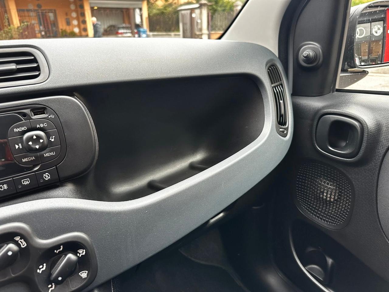 Fiat Panda 1.0 FireFly S&S Hybrid Easy NEOPATENTATI