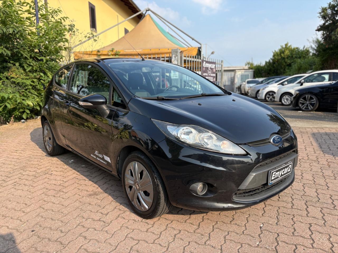 Ford Fiesta 1.4 TDCi 68CV 3 porte Titanium