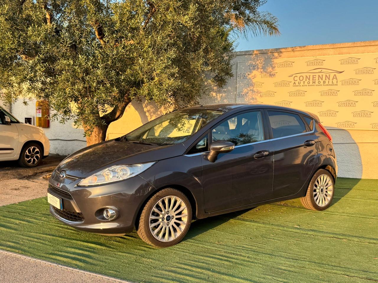 Ford Fiesta 1.4 16V 5p. Bz.- GPL Titanium