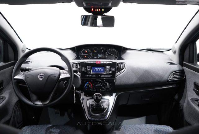 LANCIA Ypsilon 1.0 FireFly 5 porte S&S Hybrid Silver Plus