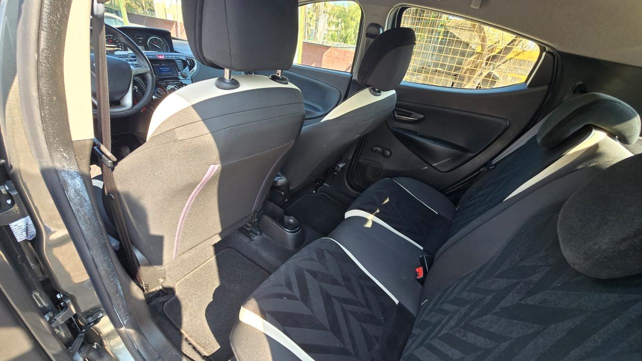 Lancia Ypsilon 1.3 MJT 16V 95 CV 5 porte S&S Platinum