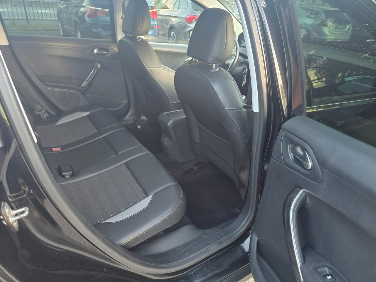 Peugeot 2008 PureTech Turbo 110 S&S Allure