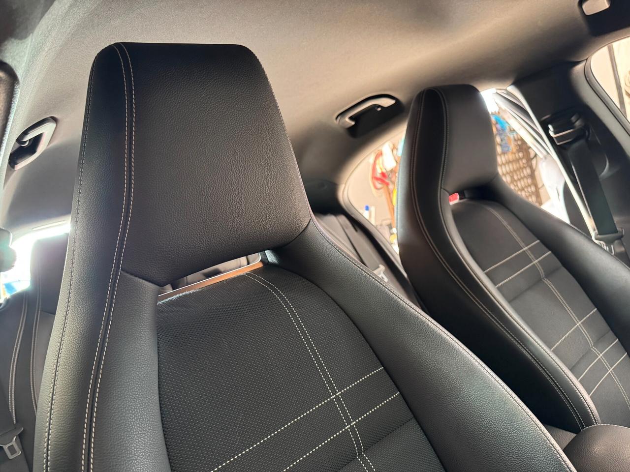 Mercedes-benz A 180 d Automatic Premium NAVI-LED