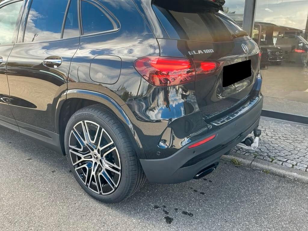 Mercedes-benz GLA 180 Automatic AMG Line Premium 360