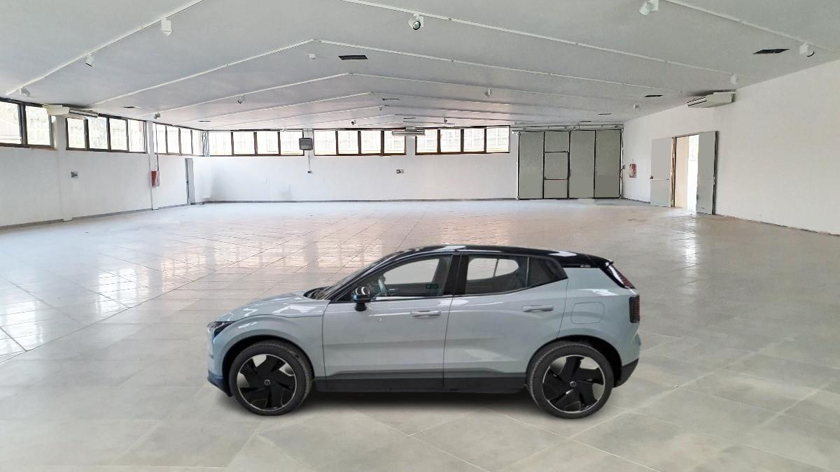 VOLVO Ex30 Single Motor Extended Range Rwd Plus